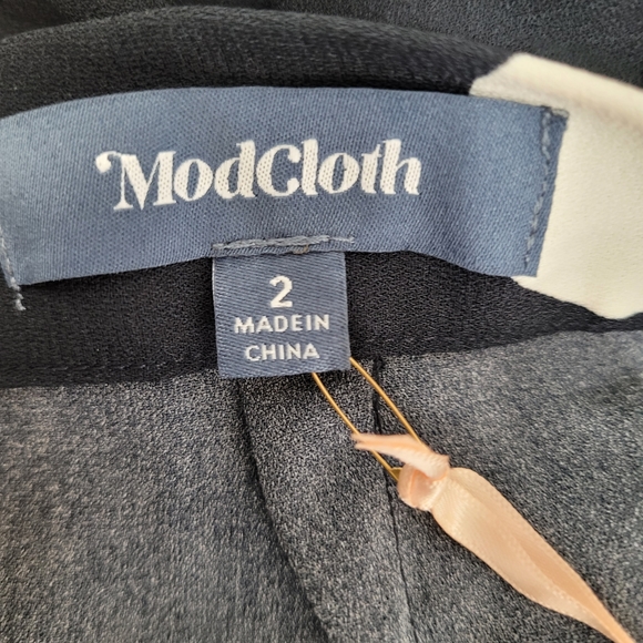 Modcloth It's a Wrap Size 2 NWT - Picture 4 of 6